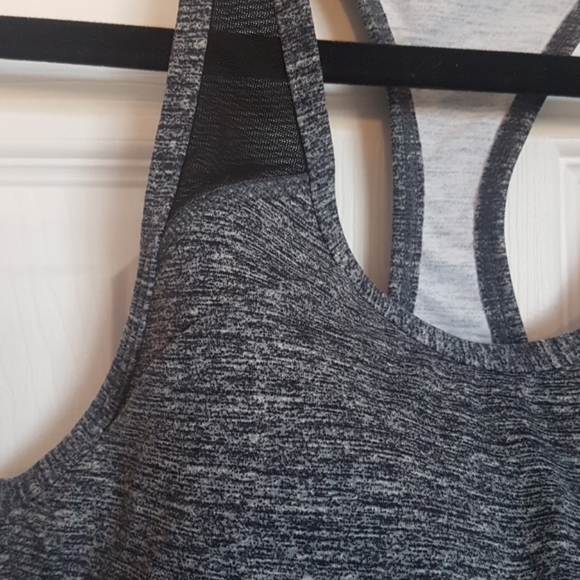 PINK sports bra - Picture 2 of 6